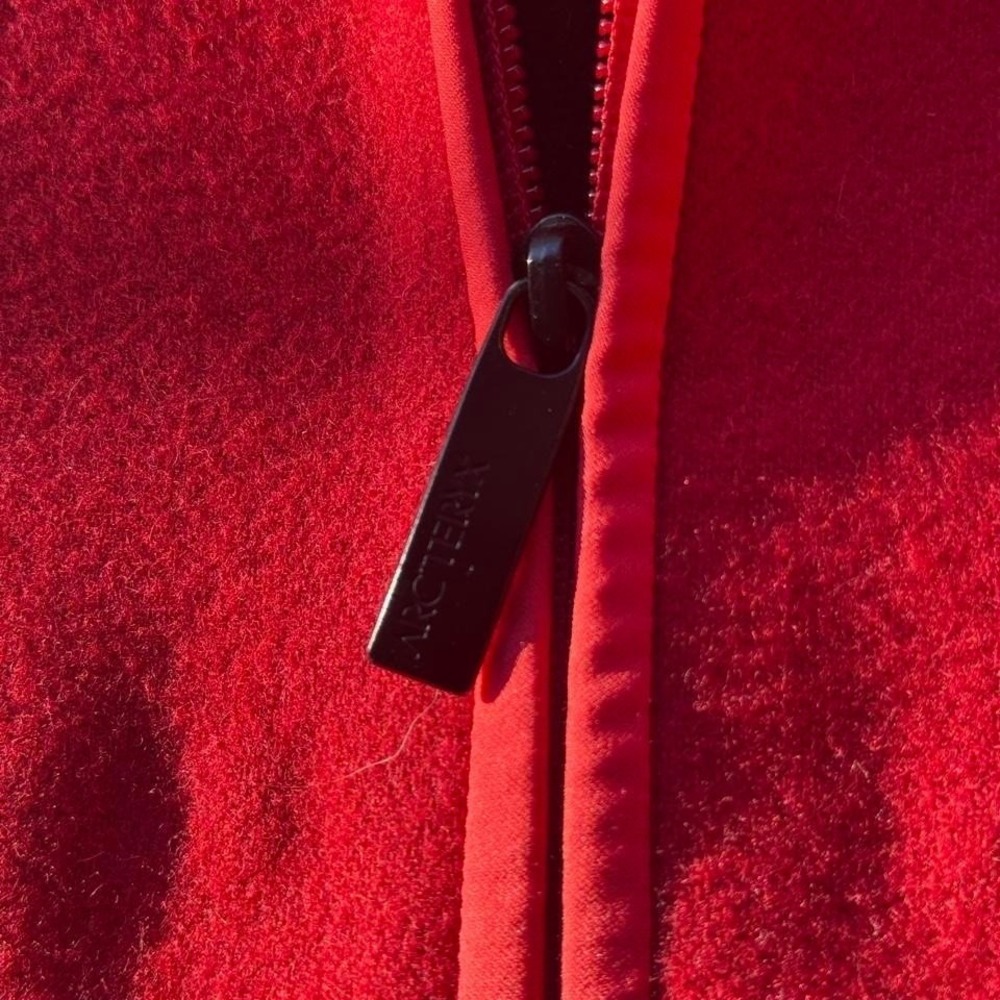 Arcteryx Lanea Long Coat Wool Jacket Womens Medium Candy Apple Red Hiking - Picture 6 of 7
